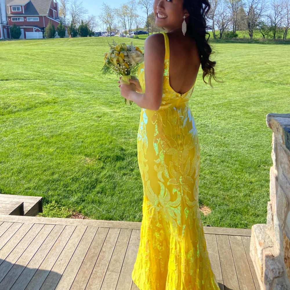 JOVANI YELLOW PROM DRESS